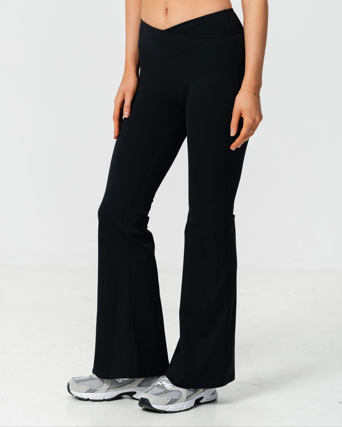 Nova Flared Leggings in Ashwood