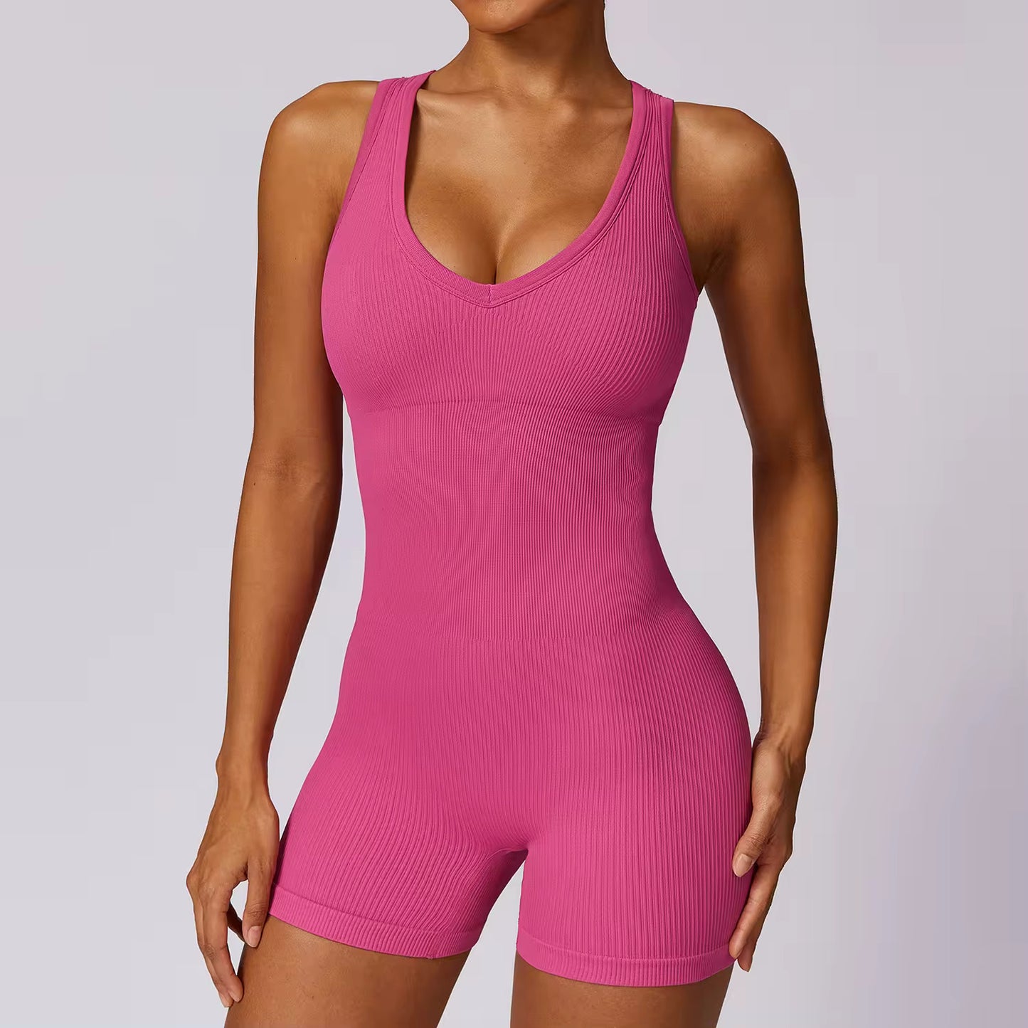 Short Yoga Suit in Vibrant Pink